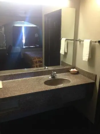Mesquite Inn & Suites 4